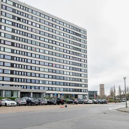 Stunning Views Over With Garage Appartamento Ostenda