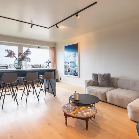 Stunning Views Over With Garage * 奥斯滕德